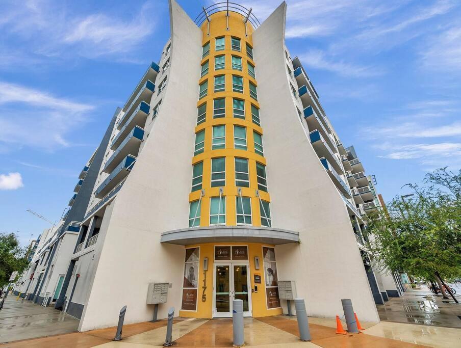 Luxury Apt 3 Mins To Dt Tampa -Pool-Gym-Balcony المظهر الخارجي الصورة