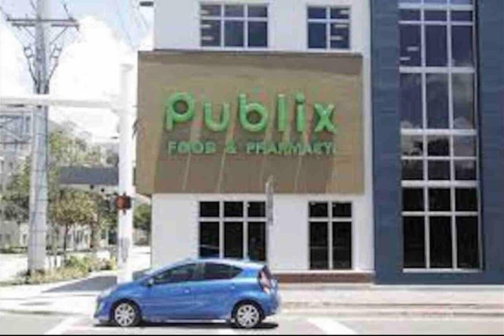 Luxury Apt 3 Mins To Dt Tampa -Pool-Gym-Balcony المظهر الخارجي الصورة